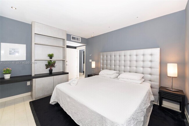 Photo - 550 Michigan Ave Unit 2