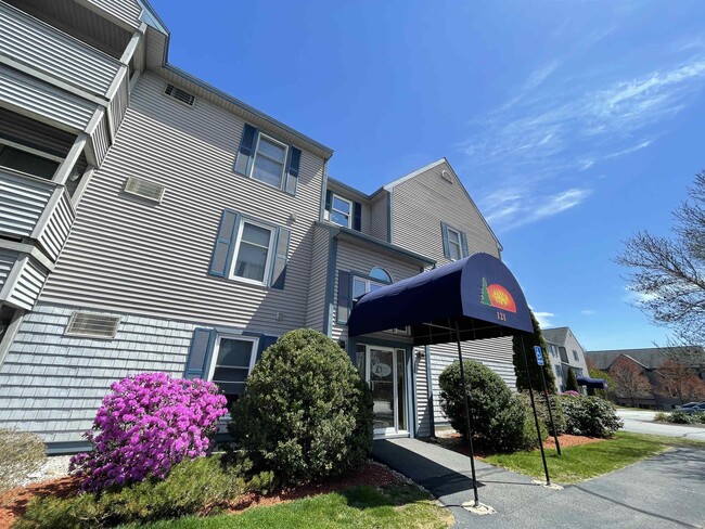 Photo - 121 Eastern Ave Unidad 204