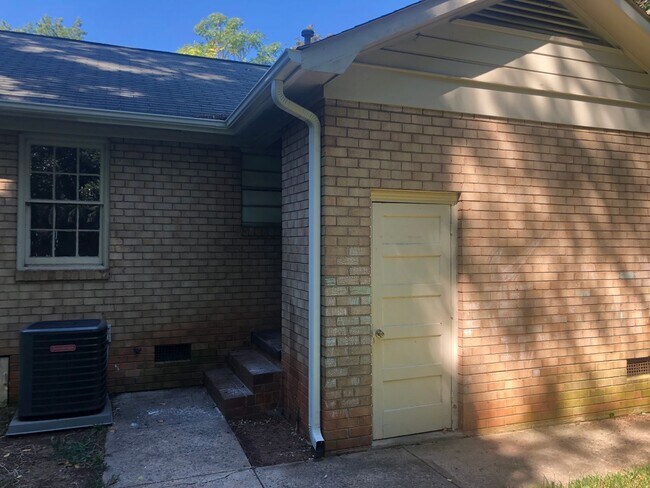 Photo - 3024-3026 Amity Garden Duplex Unidad 3026 Amity Garden Court