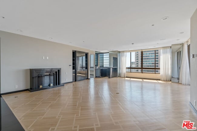 Photo - 10430 Wilshire Blvd Unit 2001