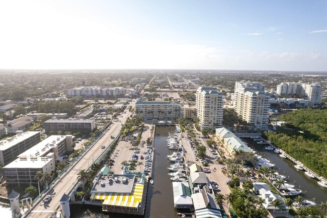 Photo - 100 NE 6th St Unidad 309