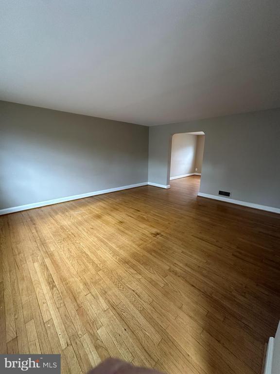 Building Photo - 1530 Cottage Ln