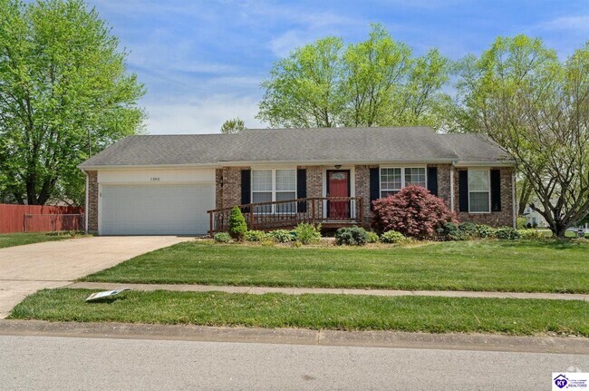 Building Photo - 1302 Williamsburg Dr Rental