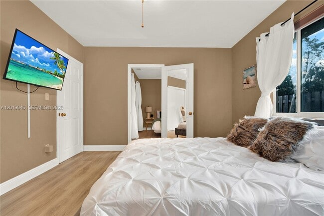 Photo - 1600 SW 10th St