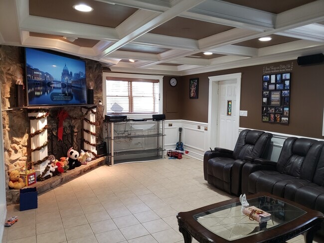 Photo - 9403 Clancy Dr