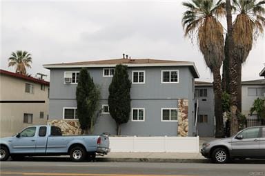 Building Photo - 6925 Whitsett Ave Unit 1