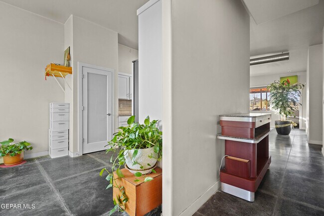 Photo - 14267 Richard Wiles