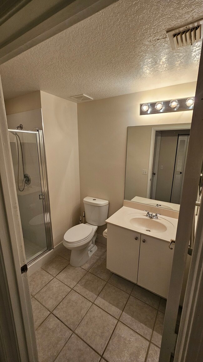 Guest bathroom/2nd room bathroom - 1152 University Blvd Unit Village of Abacoa