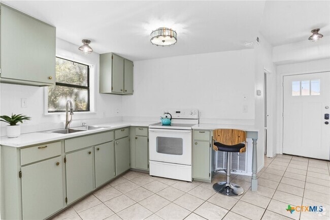Building Photo - 1433 Riviera Dr Rental