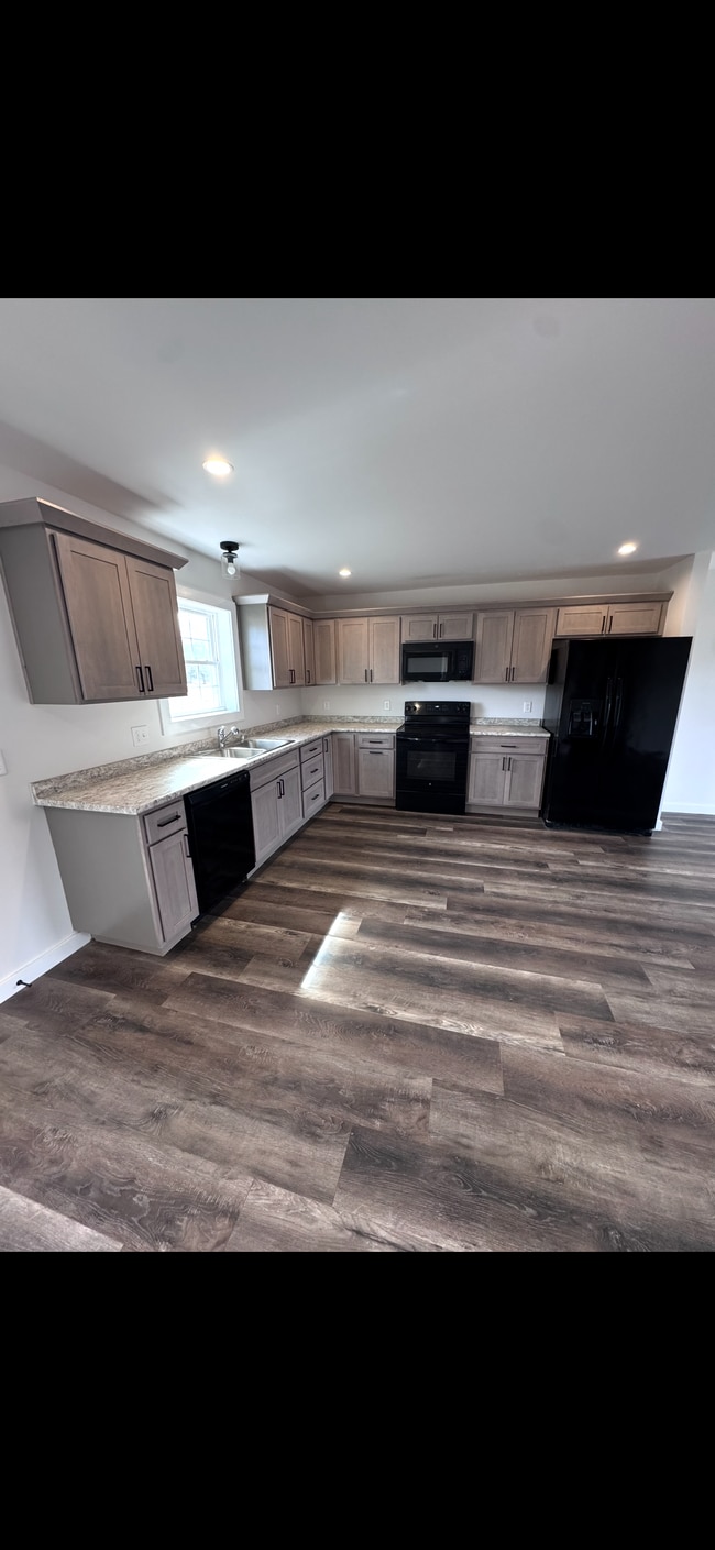 Photo - 222 New Boston Rd