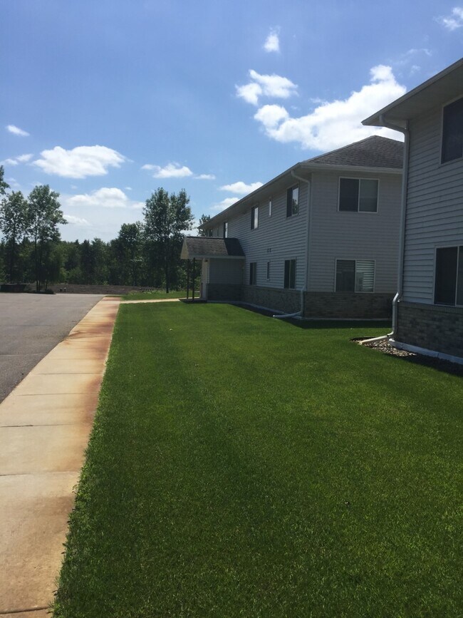 Photo - 10514 Gull Point Rd