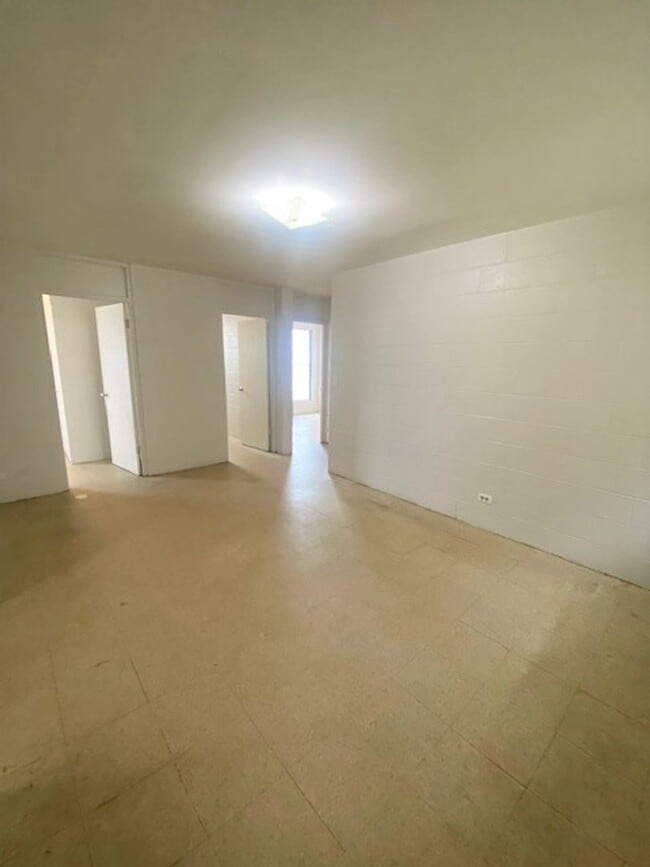 Photo - 3 Bedroom / 1 Bath at the Su Casa