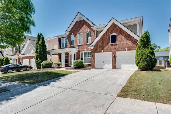 Photo - 2302 Young America Dr NE