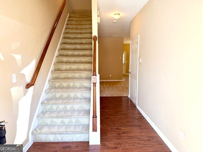 Photo - 2390 Camden Oak Way