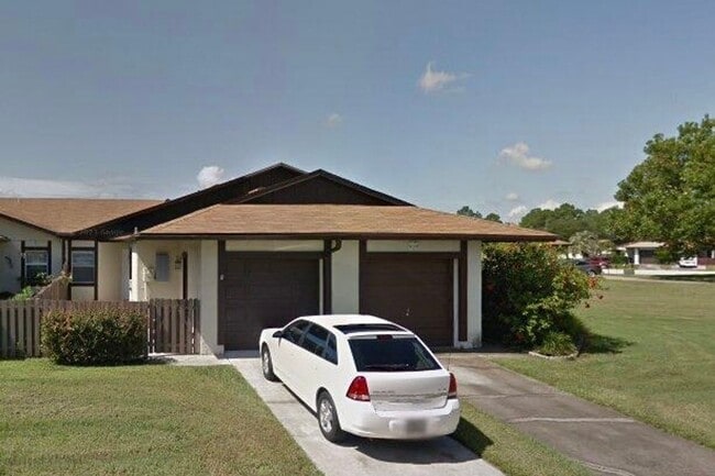 Building Photo - 4520 Bar Harbor Dr