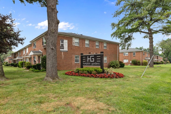 Photo - Hampton Gardens