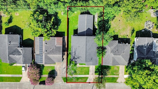 Building Photo - 2214 Purdue St Rental