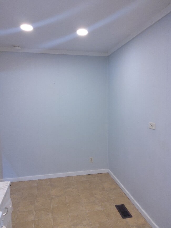 Photo - 1211 Dickson Ave