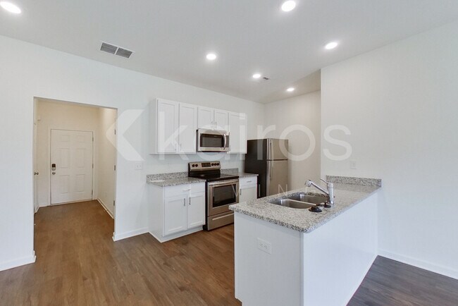 Photo - 115 Dudley Wy