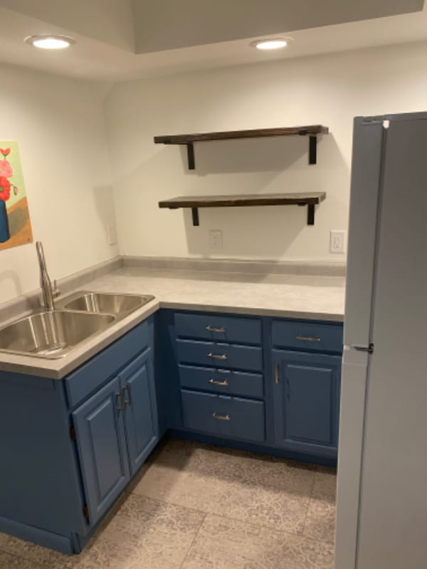 Building Photo - 902 Townline Rd