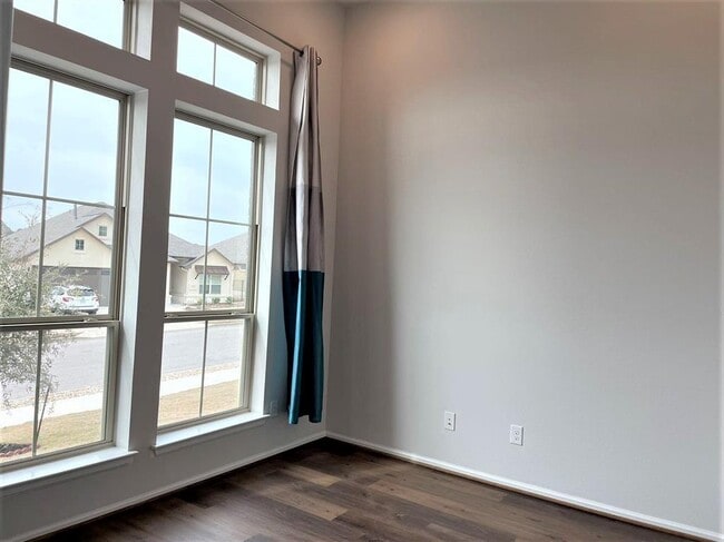 Photo - 156 Santa Maria St