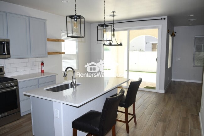 Photo - 3717 E Cheery Lynn Rd