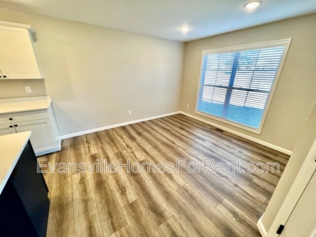 Photo - 7420 Lyman Ct