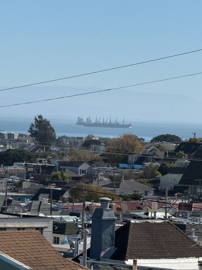 Vista desde la cubierta de la bahía - 750 Bacon St Unidad Apt #2
