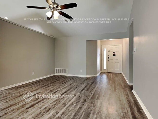 Photo - 159 Summerhill Dr
