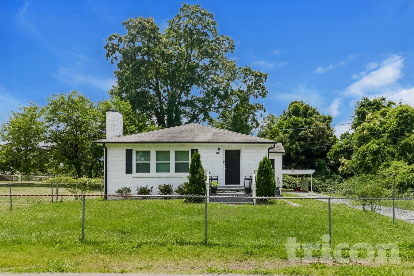 Photo - 811 W Rankin Ave