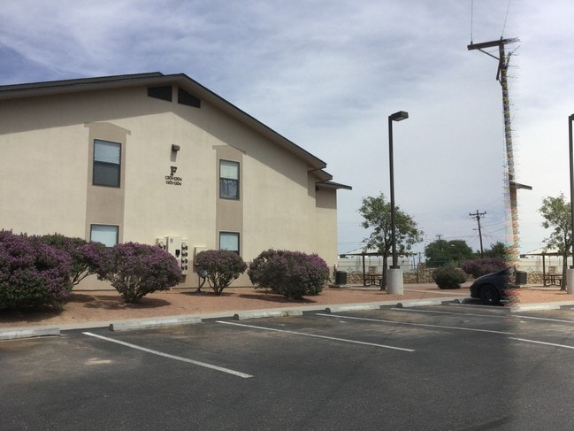 Photo - Mesquite Village Apartments