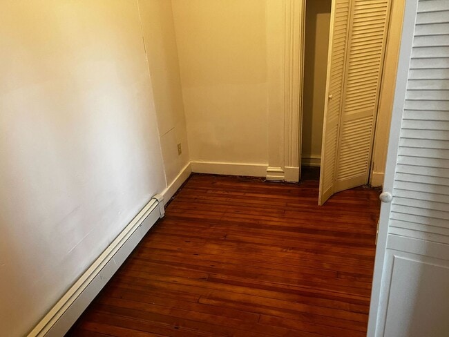 Photo - 138 Morton Ave Unit 4