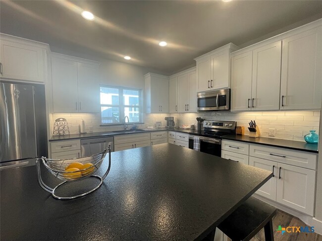 Photo - 1220 Diamondhead Dr