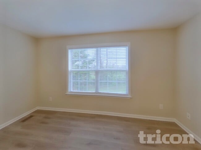 Photo - 1940 Littleton Ct