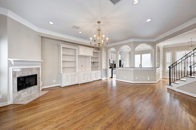 Building Photo - 3318 W Dallas St