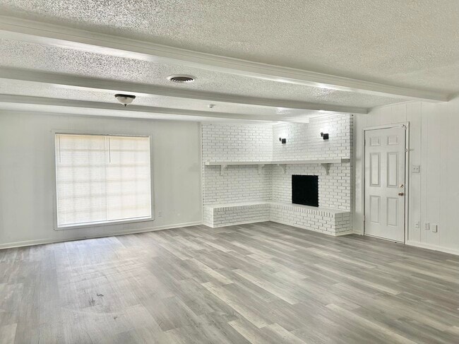 Photo - 4209 Camelot Ave