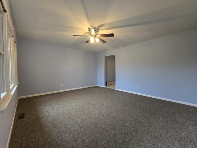 Photo - 1645 White Dr
