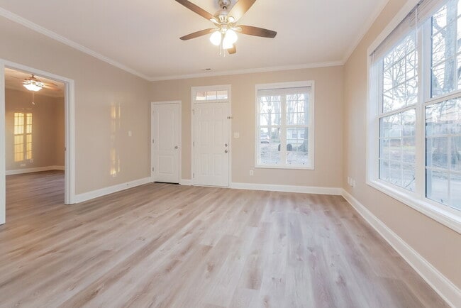 Photo - 120 Carver St