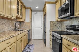 Photo - 10701 Wilshire Blvd