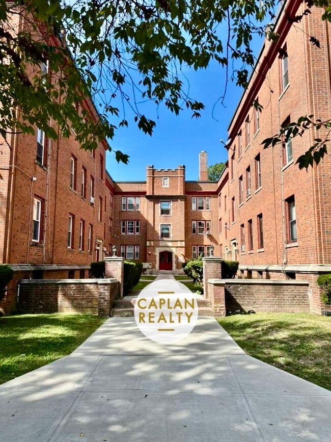 Photo - 94 Norton St Unit C3