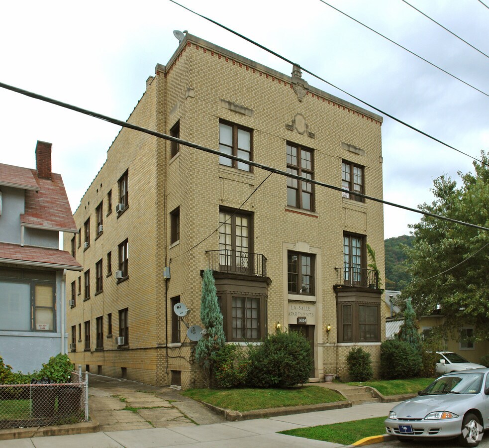 Photo - La-Salle Apartments
