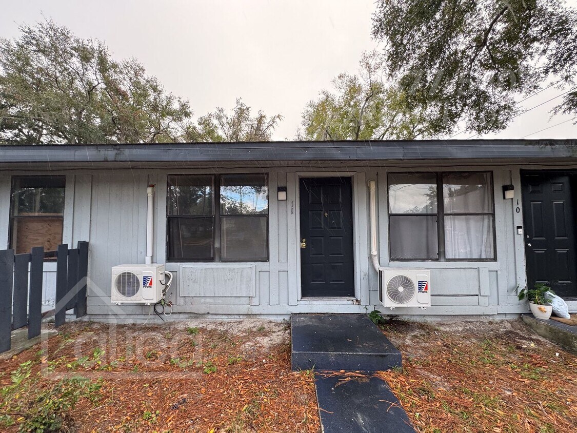 Crest Villas Studios Available NOW! - Crest Villas Studios Available NOW!