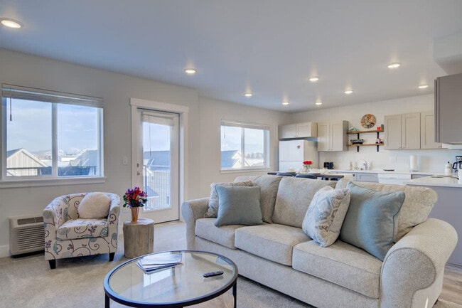 Photo - 5242 Fallon St Unit FL3-ID1339974P