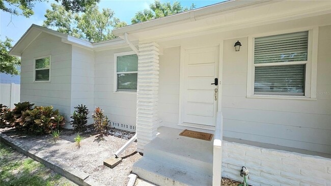 Photo - 618 S Crest Ave