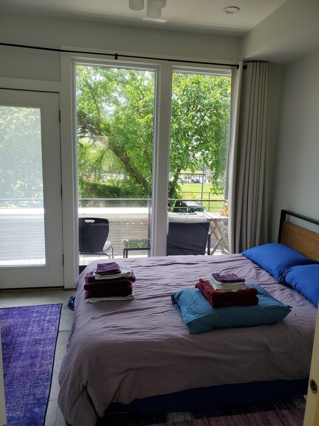 Photo - 53 T St NE Unidad #1