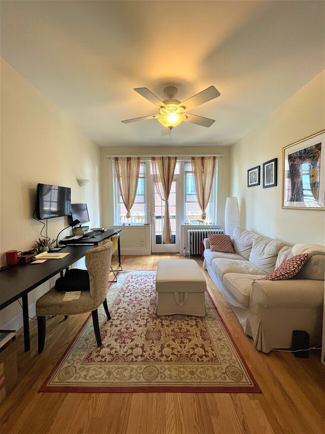 Photo - 242 S Huntington Ave Townhome