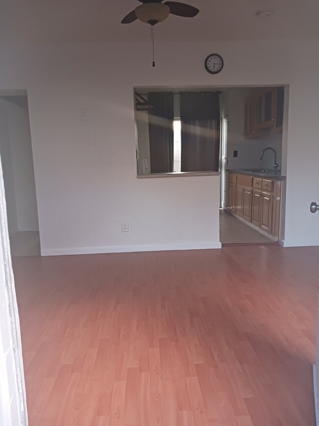 Photo - 10946 Otsego St Unit 2