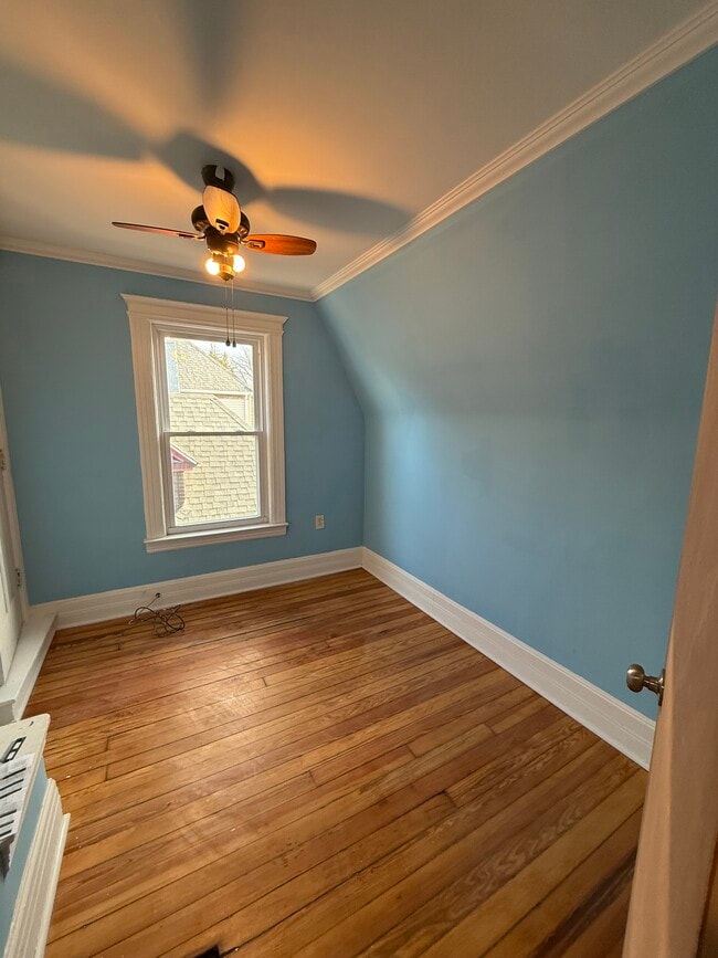 Photo - 713 Clairmount Ave