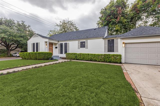 Photo - 5848 Kenwood Ave