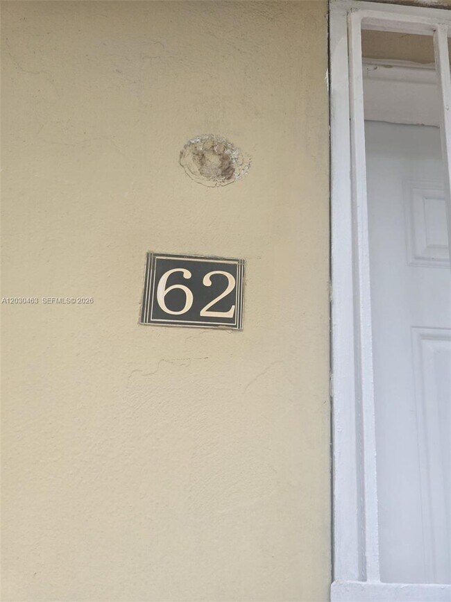 Photo - 2441 NW 13th St Unidad 62